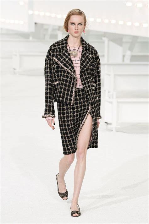 défilé printemps été 2021 chanel|Tout savoir sur le défilé Couture Chanel printemps.